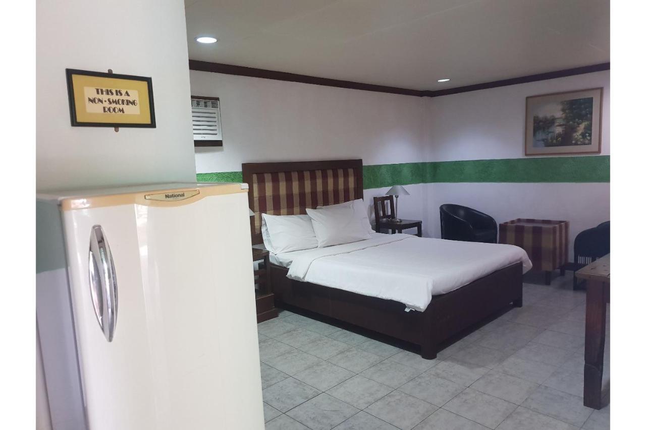 Saltimboca Tourist In Hotel Bacolod Ngoại thất bức ảnh