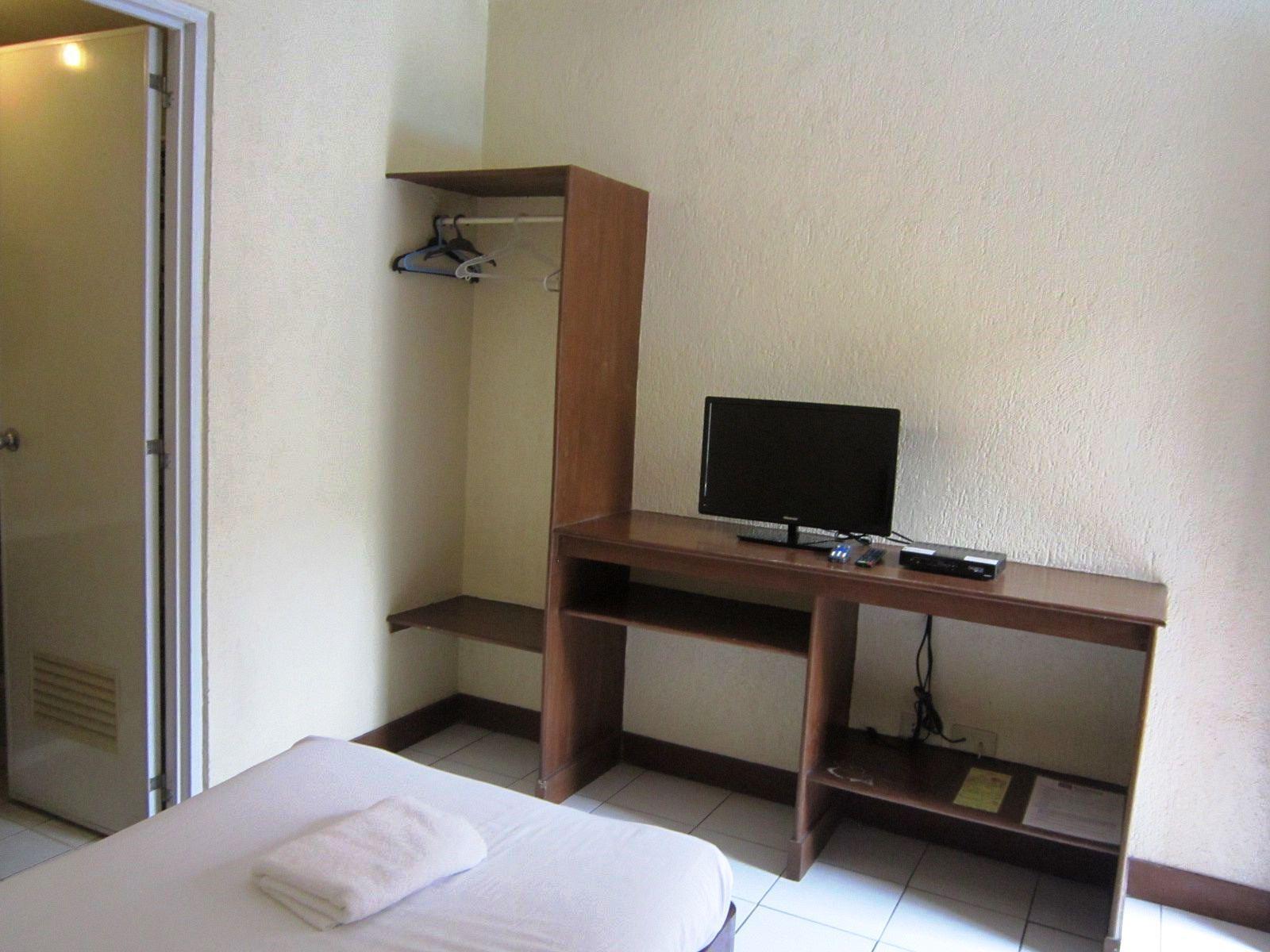 Saltimboca Tourist In Hotel Bacolod Ngoại thất bức ảnh